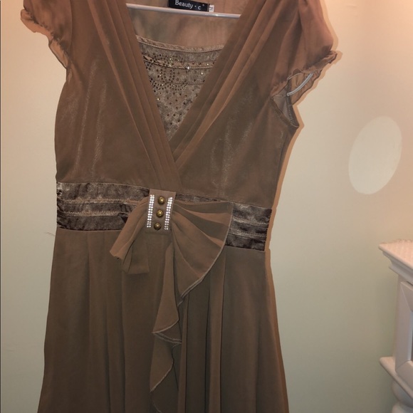 Dress - Picture 2 of 2